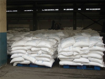 蒼穹環(huán)境高結(jié)晶純度高無雜質(zhì)工業(yè)鹽 日用化學(xué)產(chǎn)品制造的關(guān)鍵材料